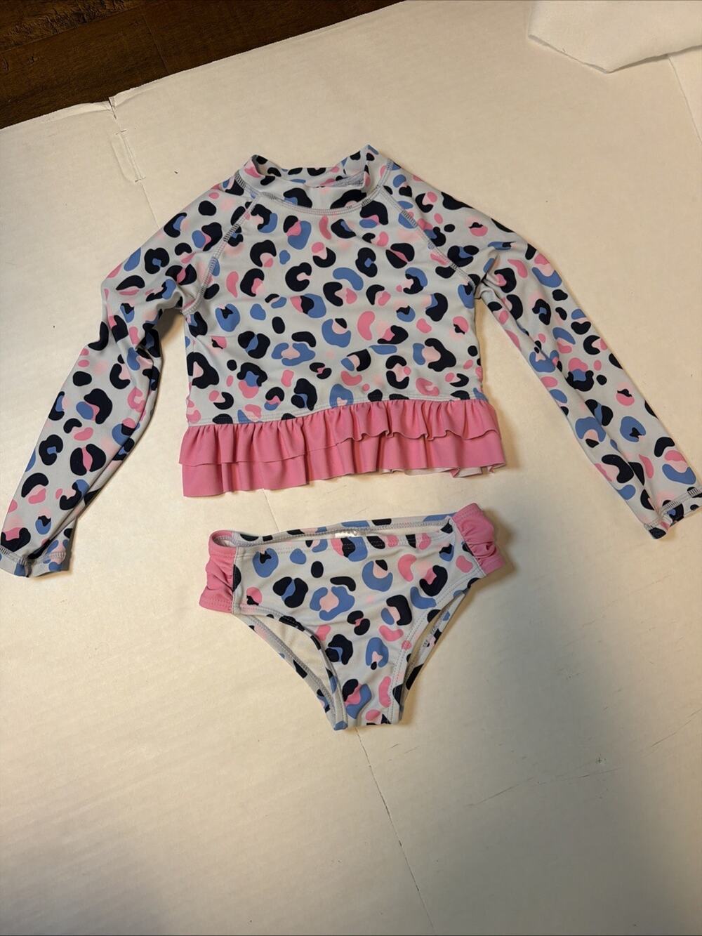 Cynthia Rowley Girls' 2T Leopard Gradient Bikini Swim Long Sleeve resort cruise.